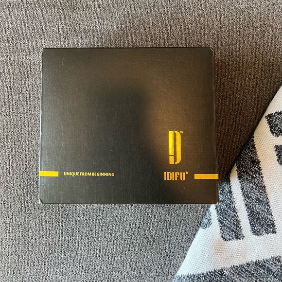 IDIFU: Size 7.5. 3 inches - Picture 8 of 8